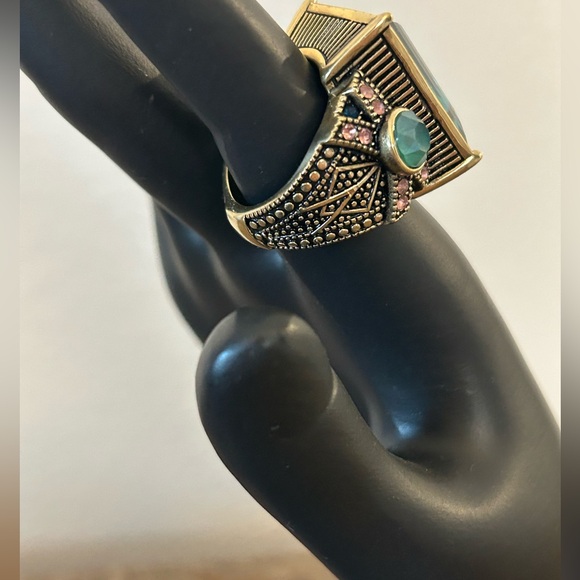 Heidi Daus Teal Blue Swarovski Crystal Ring NWOT - Picture 3 of 5